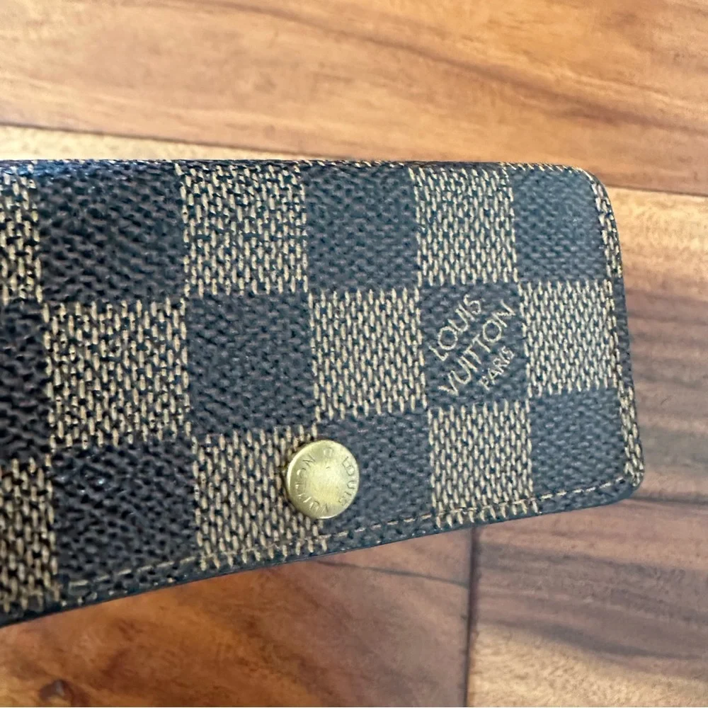 Vintage Authentic Louis Vuitton Damier Ebene 4 Key Holder - Unisex